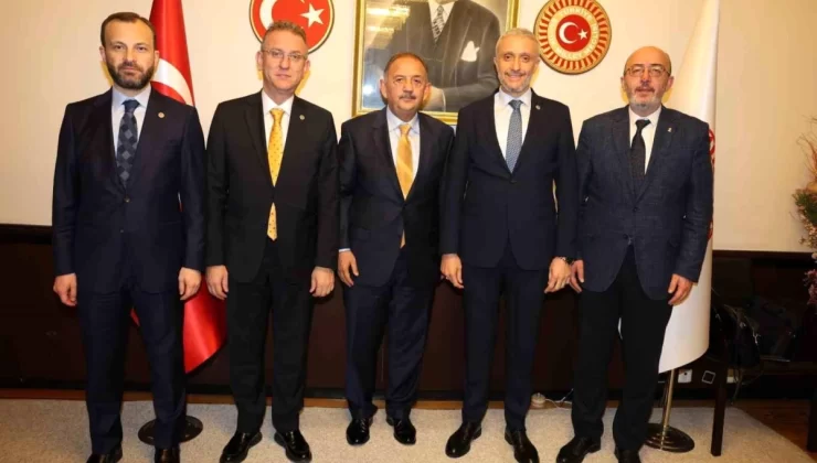 AK Parti Kütahya Vilayet Lideri ve Milletvekilleri Bakan Özhaseki’yi ziyaret etti