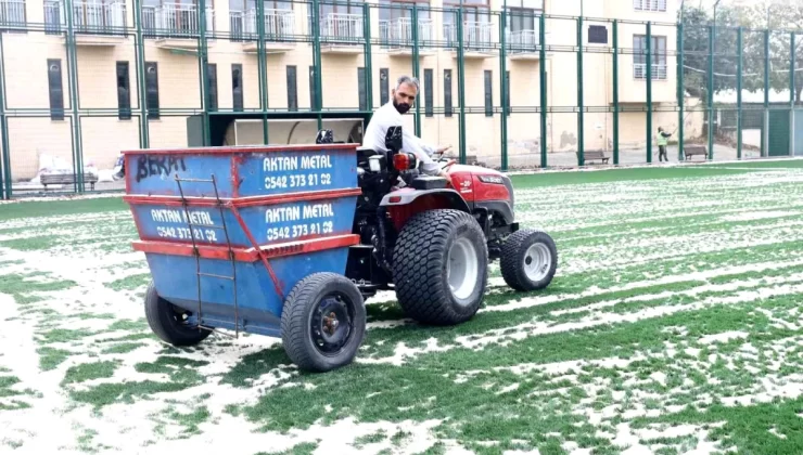 Bursa Büyükşehir Belediyesi Amatör Spor Kulüplerine Dayanak Vermeye Devam Ediyor