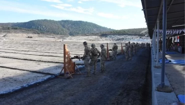 Foça Jandarma Komando Eğitim Komutanlığı’nda Keskin Nişancı Yarışı Düzenlendi