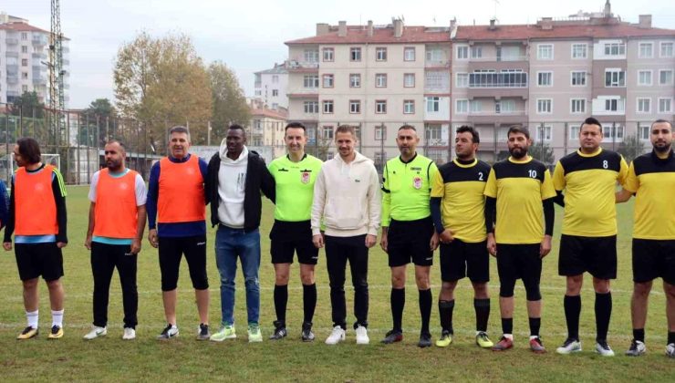 Kayseri’de 100. Yıl Öğretmenler Ortası Futbol Turnuvası Başladı