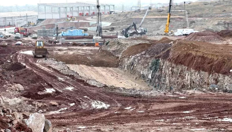 Kütahya Belediye Lideri İnköy Küçük Sanayi Sitesi İnşaatını İnceledi