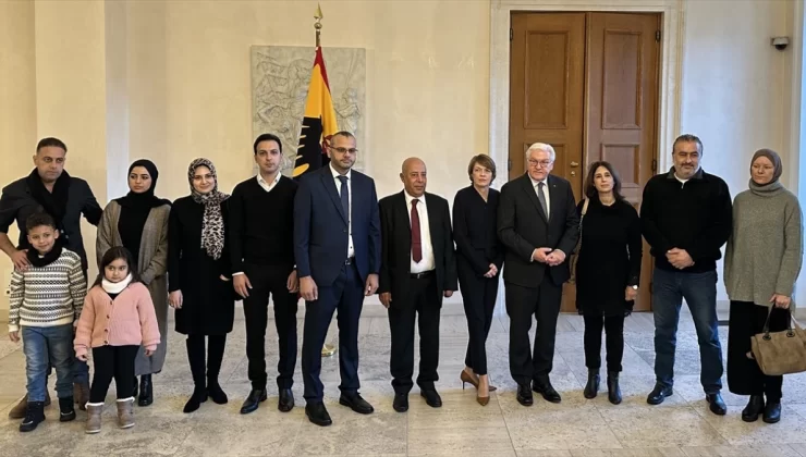Almanya Cumhurbaşkanı, Gazze’den tahliye edilen Filistin kökenli Alman vatandaşlarla görüştü