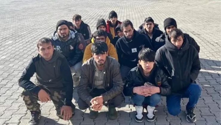 Kars’ta 15 kaçak göçmen yakalandı, 1 Türk vatandaşı aranıyor