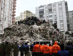 72 şahsa mezar olan İsias Otel’in sahibi kendini bu türlü savundu: Sarsıntı 7.2 şiddetinde olsaydı otel yıkılmayacaktı