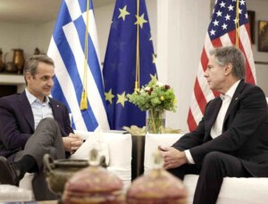 ABD Dışişleri Bakanı Blinken, Girit Adası’nda Yunanistan Başbakanı ile görüştü