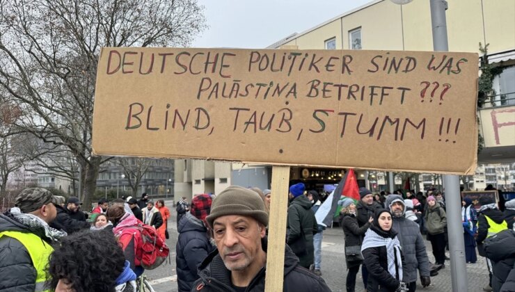 Berlin’de Filistin’e Dayanak Gösterisi Düzenlendi