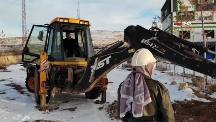 Hafriyat bölgesinden çıkan kalp halindeki taşın göktaşı olma ihtimali meraklandırdı