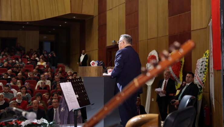 Kayseri Büyükşehir Belediye Lideri Aşık Seyrani Türkü Dinletisine Katıldı