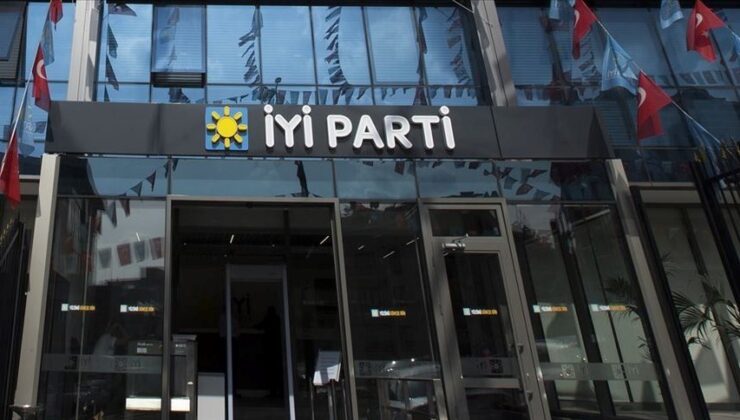ÂLÂ Parti İzmir vilayet idaresi vazifeden alındı