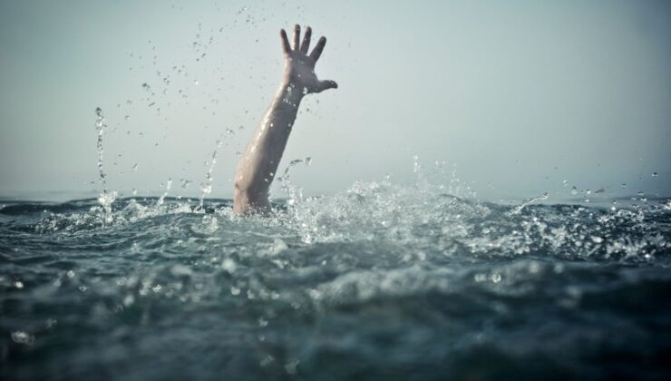 Mersin’de denize giren 2 çocuk boğuldu