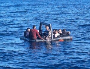 Mevtle burun buruna gelen 95 göçmen kurtarıldı