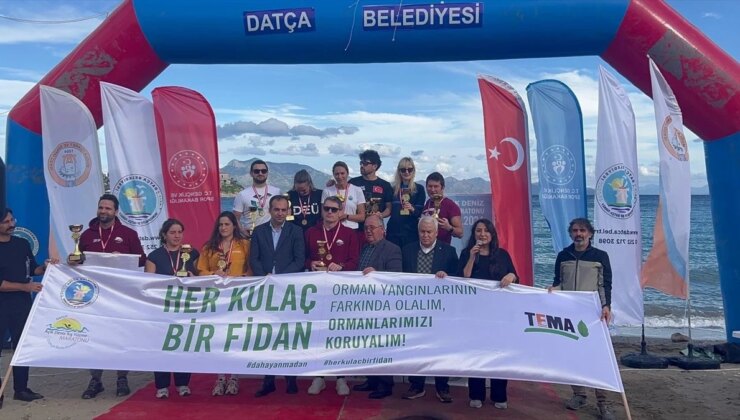 Muğla’nın Datça İlçesinde 18. Açık Deniz Kış Yüzme Maratonu Düzenlendi