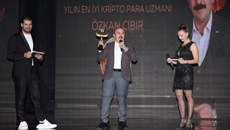 Özkan Cıbır, Yılın En Güzel Kripto Para Uzmanı seçildi