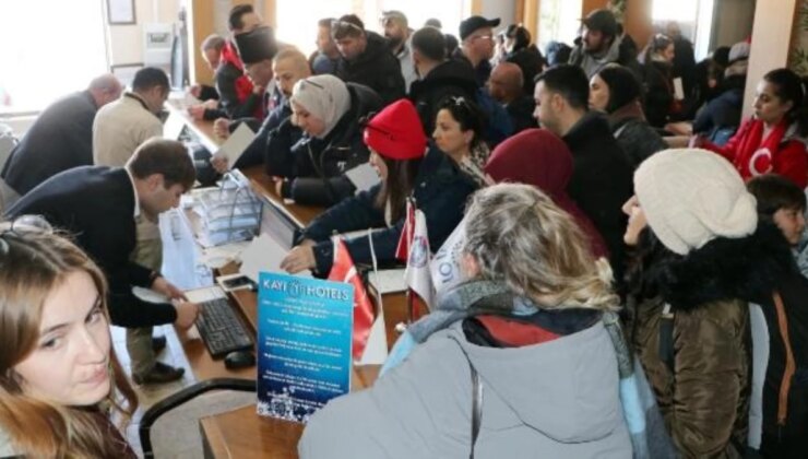 Sarıkamış Kayak Merkezi’nde Yoğunluk Yaşanıyor