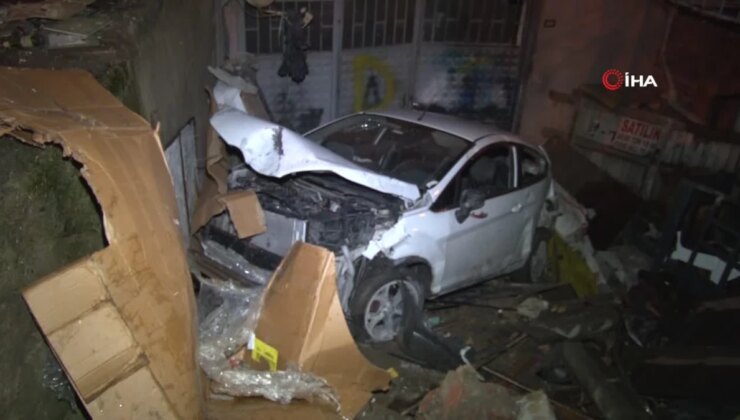 Sultanbeyli’de direksiyon hakimiyetini kaybeden araç şoförü ortalığı savaş alanına çevirdi: 1 yaralı