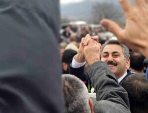 Tokat Belediye Lideri Eyüp Eroğlu, Halaylarla Karşılandı