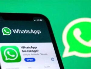 WhatsApp, iOS kullanıcıları için özel çıkartma oluşturucusunu kullanıma sunuyor