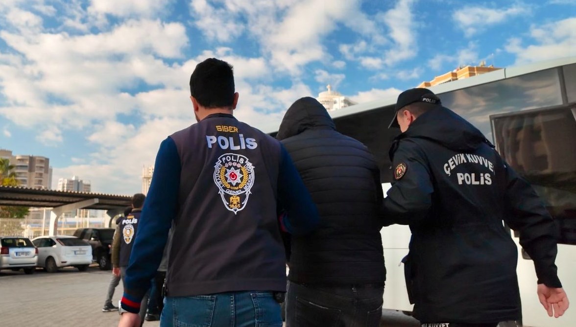 712 milyon liralik bahis operasyonu cok sayida banka hesabi takibe alindi p6fHMCvX