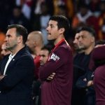 galatasaray teknik takimindan mourinhonun kelamlarina cevap ben bir beserim maymun degilim MHHKTWQA