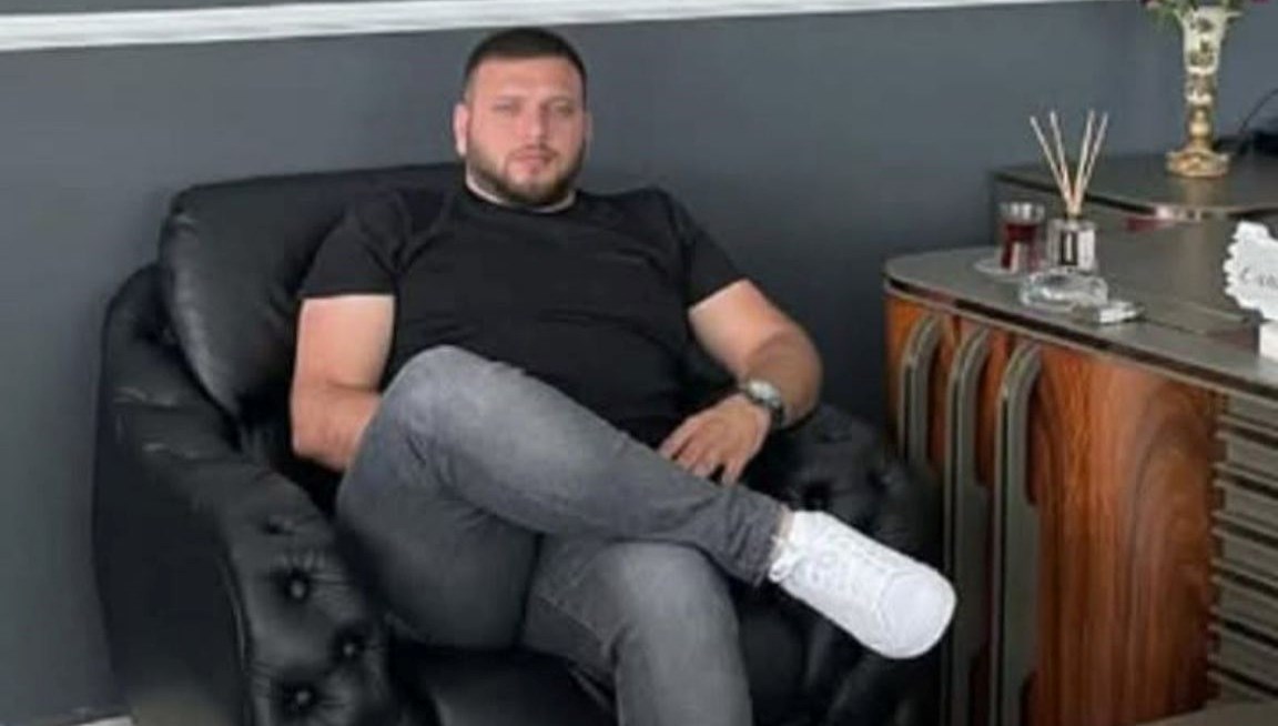 Silahlı Saldırıya Uğrayan Caner, Aylar Sonra Hayatını Kaybetti 71 husumetlisinin silahla vurdugu canerden aylar sonra aci haber LKO9NIur