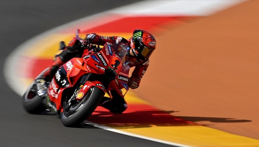 motogpde donemin birinci yarisi taylandda ufplqTwZ