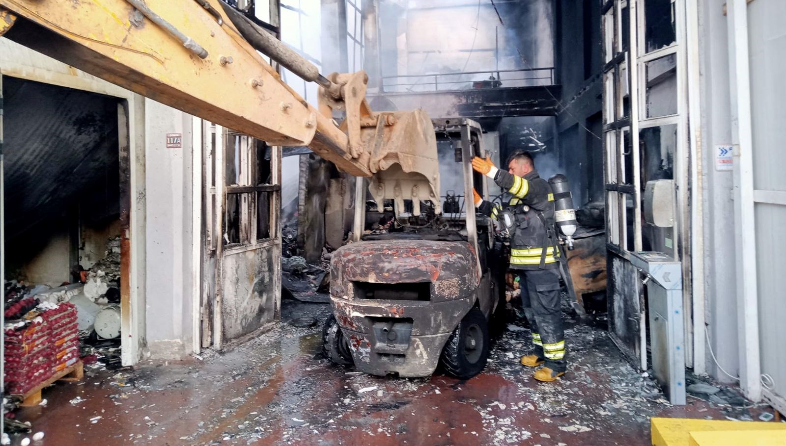 yozgatta tavuk deposu yandi