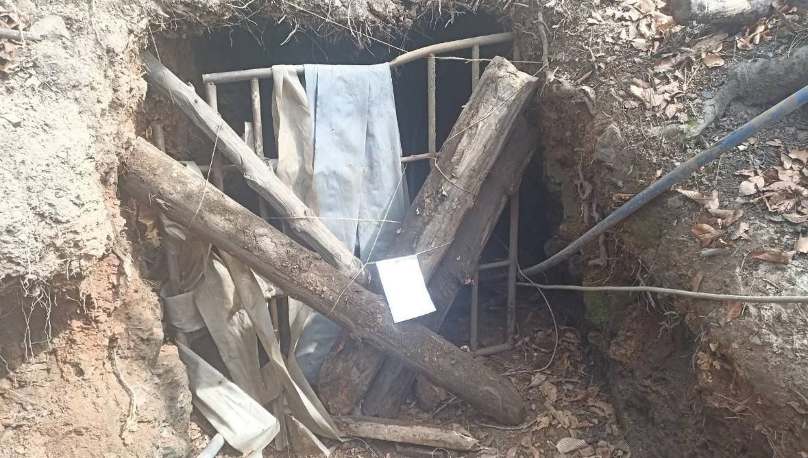 10 Kaçak Maden Ocağına Son Verildi 71 10 kacak maden ocagi imha edildi YD7wm4Pc