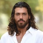 11 milyon takipcili hesabini silmisti can yaman toplumsal medyaya geri dondu CJFRR7sY