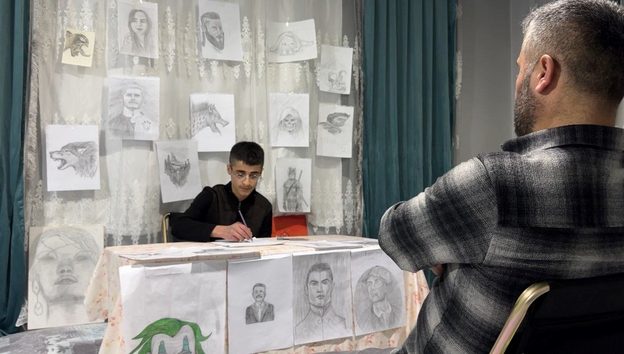 15 yasindaki genc yetenek herkesi kendine hayran birakiyor 6CidtO8E