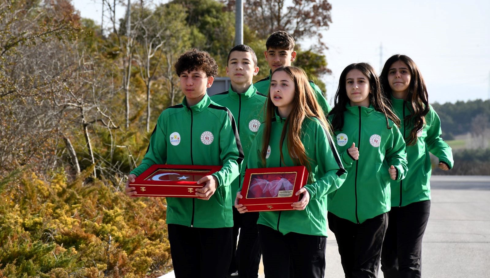 18 mart merasimleri bilecike geliboludan turk bayragi ve toprak getirildi Cakr5qEP