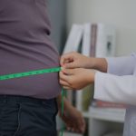 24 yasindaki genc daima yedigi 2 besini birakti 137 kiloydu 47 kilo birden verdi K3YkAks9