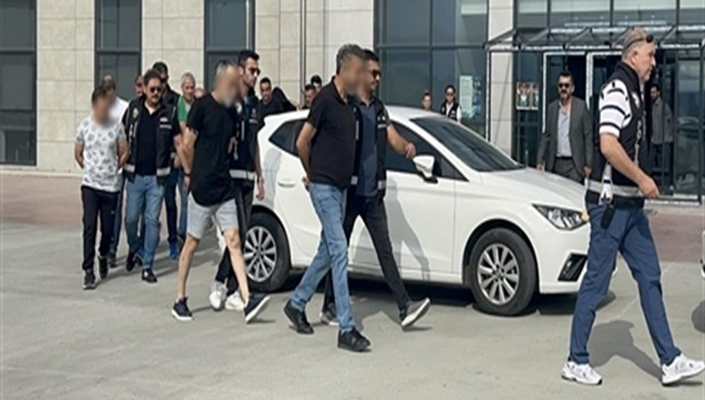 36 bin sahsa hayal satip 10 milyar lira dolandirdilar orgut degil turizm firmasiyiz nvX6w1Pp