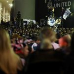 70 yil sonra gelen zafer sonrasi taraftar sokaga dokuldu ynhtQV6f