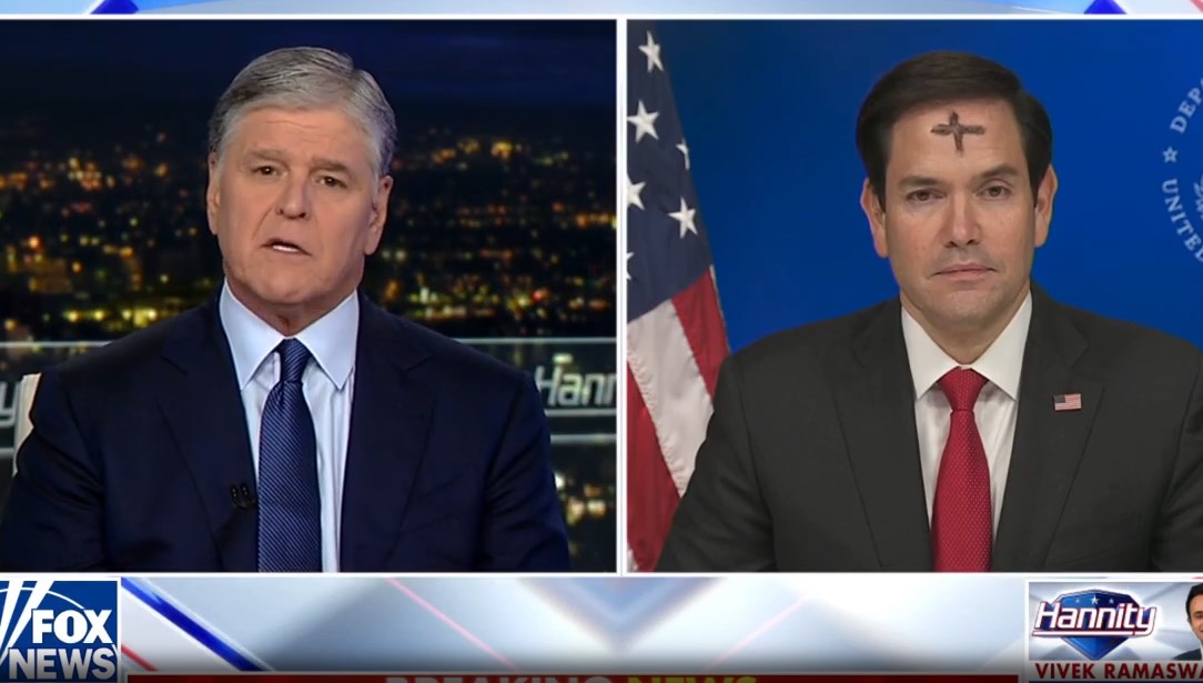 ABD Dışişleri Bakanı, Haç İşaretiyle Hamas'a Gözdağı Vererek Uyarıyor: "Ciddiye Alınması Lazım" 71 abd disisleri bakani alninda hac isaretiyle hamasa seslendi ciddiye alsalar guzel olur PJr115zG