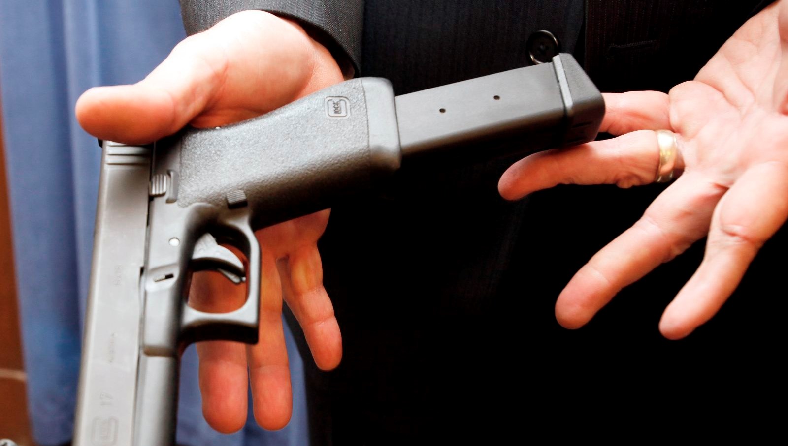 abdde sarjor yasasi karari yargic silahlarla goruntu cekti hLYw6zzt