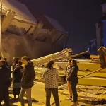 agir hasarli apartman prefabrik is yerinin uzerine coktu kuhFpHaO