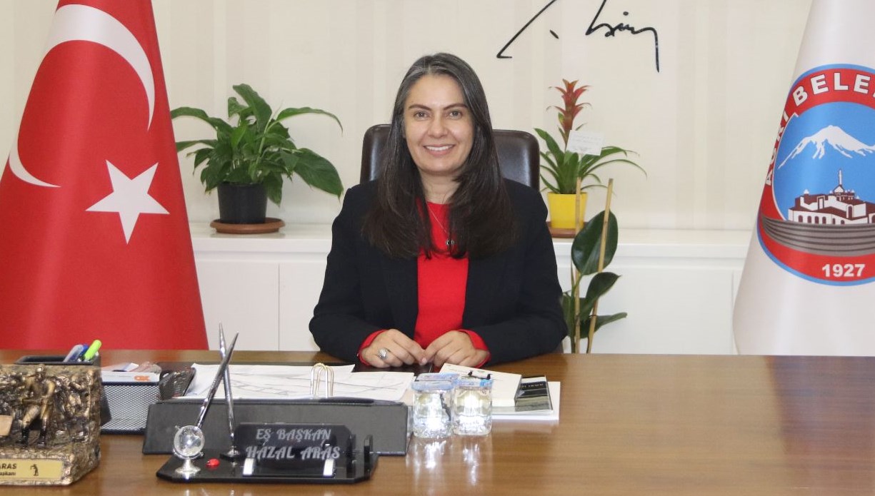 agri belediye baskani hazal arasin yurt disi yasagi kaldirildi ZeMZ6kBn