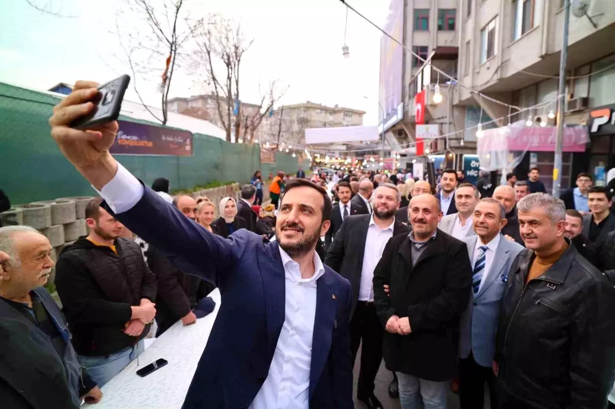ak parti istanbul vilayet lideri ozdemir saha ziyaretlerine devam ediyor RORYJJi6