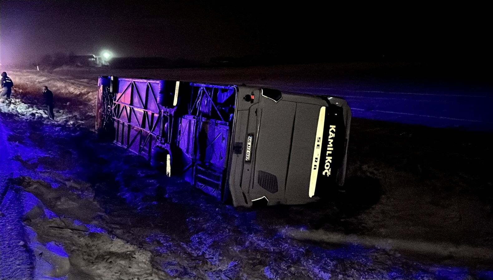 Aksaray'da Otobüs Kazası! Çok Sayıda Yaralı Var 71 aksarayda otobus devrildi20yarali pNkW9CFY