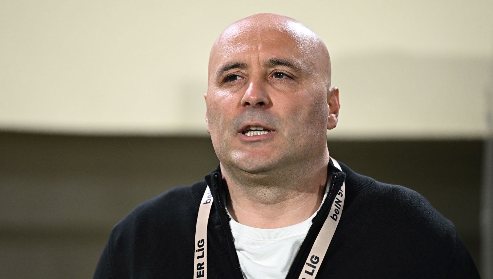 Sami Uğurlu Alanyaspor'a Veda Etti: Yaprak Dökümü Devam Ediyor! 71 alanyasporda sami ugurlu periyodu sona erdi rsshyrJf