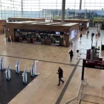 almanyada havalimanlarinda grev 3400 ucus iptal ZsJGRhkJ