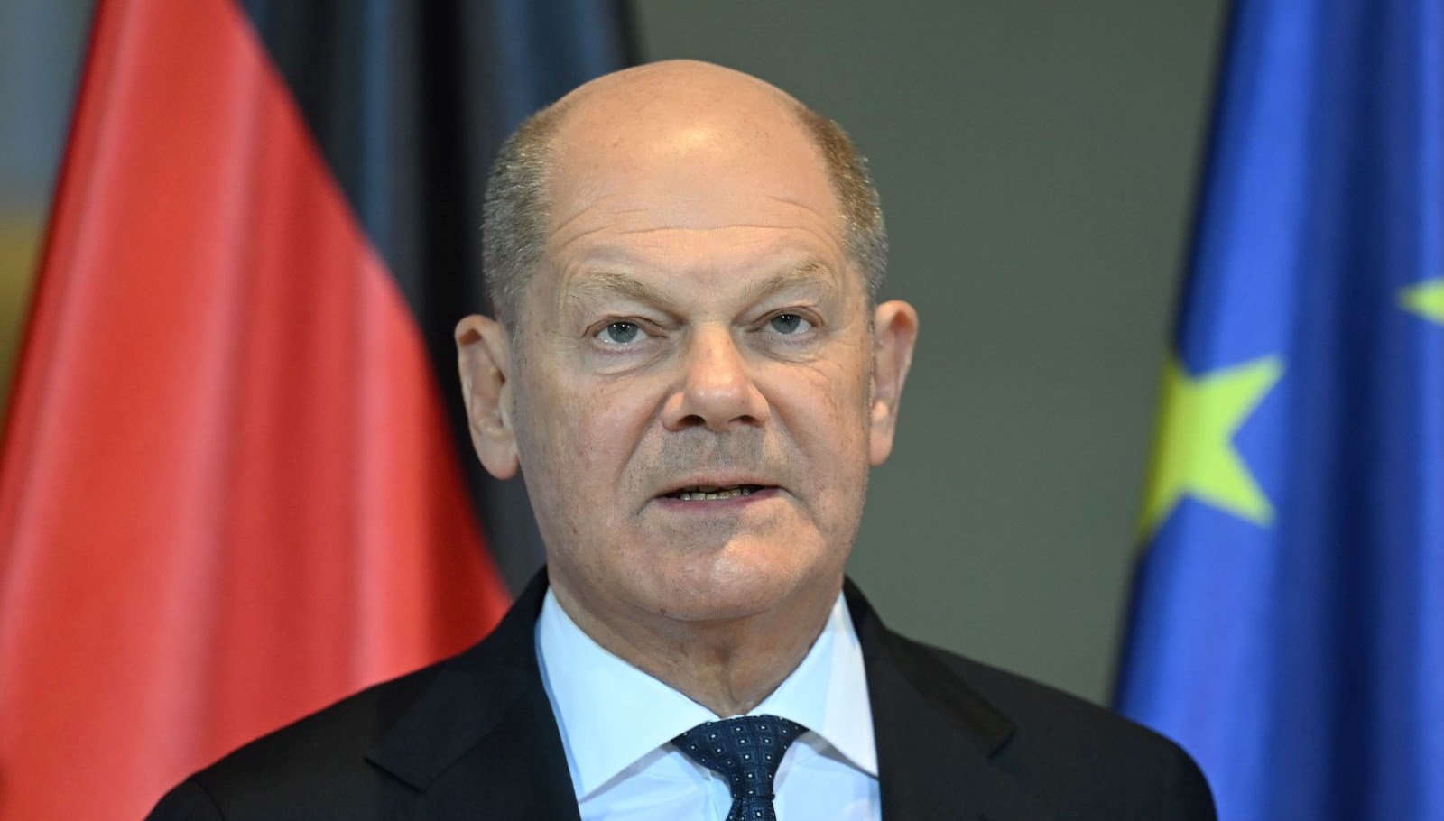 almanyadan trumpaek vergi yansisi karsilik vermeye haziriz GuVpMV6U