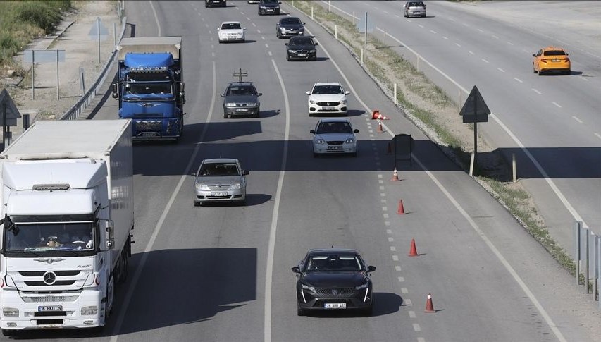 ankarada agir tonajli araclarin kentten cikisina kisitlama zCIZDmqt