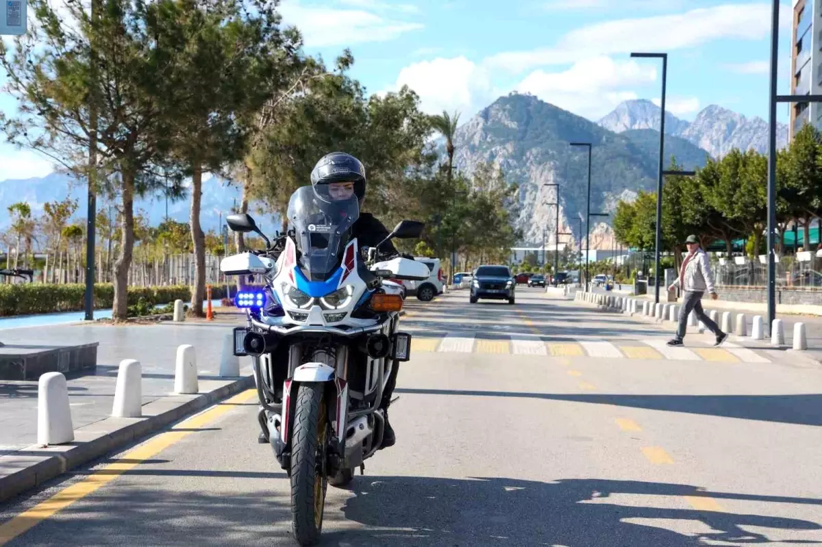 antalya buyuksehir belediyesi bayan istihdaminda oncu e7A9KGVv