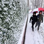 ardahanda agir kar yagisi kara yolu tir gecisine kapatildi ysuUG8eK