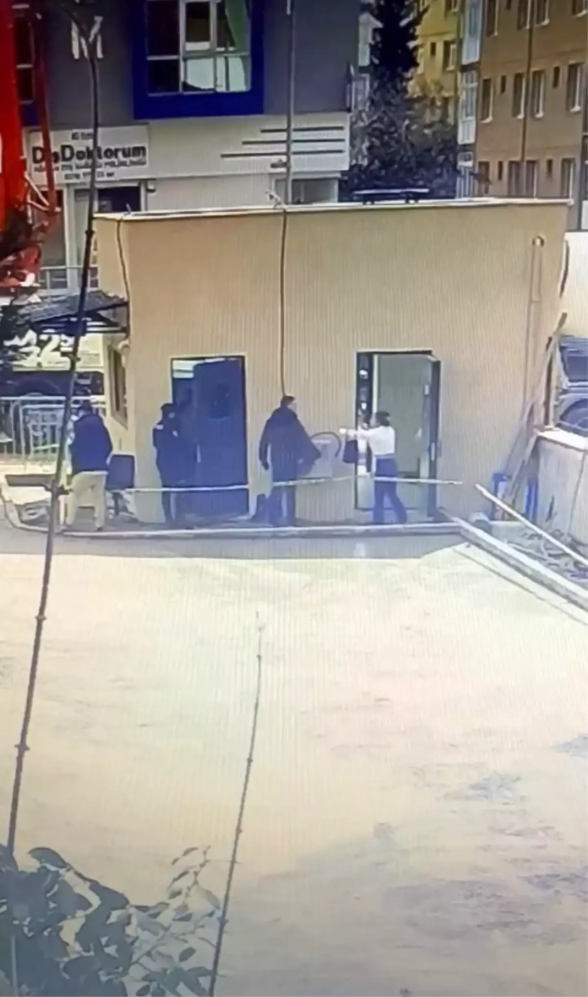 atasehirde polisle kuskulu arbede