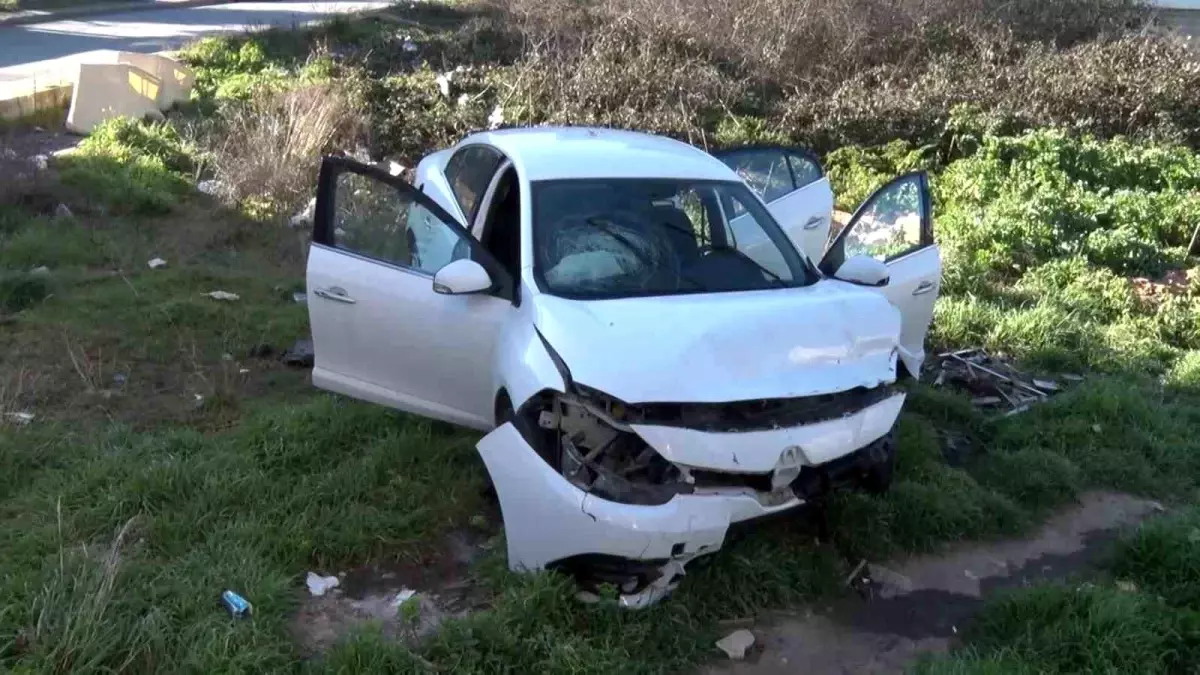 Ataşehir'de Bilinç Kaybı Trafik Kazasına Neden Oldu 71 atasehirde suur kaybi ile kaza rjYzdju2
