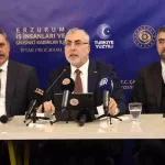 bakan isikhan erzurumda is adamlariyla iftarda bir ortaya geldi OcHg9YyO