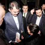 bakan kurum depremzedeyi ziyaret etti 7AybBdZc