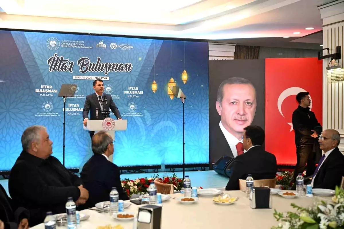 bakan kurum muhalefet deprem bolgesini siyasi materyal yapiyor buna musaade vermeyecegiz VSPBqN9N